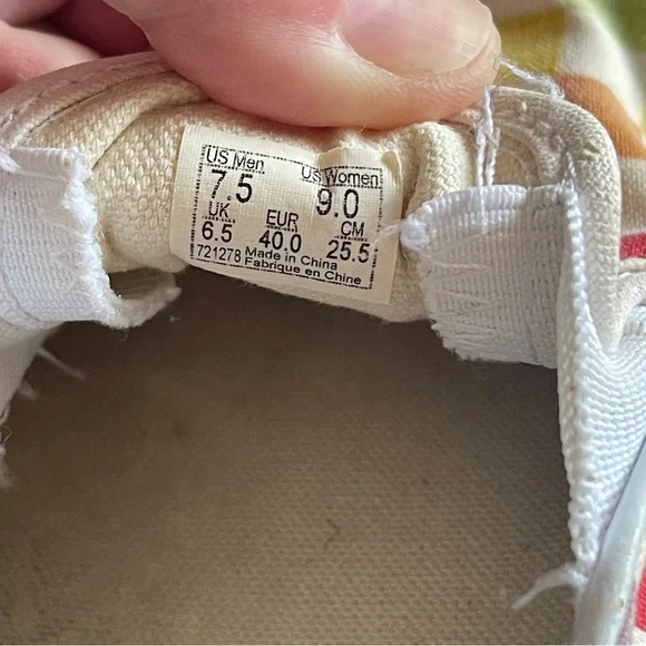 ❌VANS Rainbow Checkered Slip-On Canvas Sneakers, Men's 7.5 Wom's 9 - Picture 9 of 11